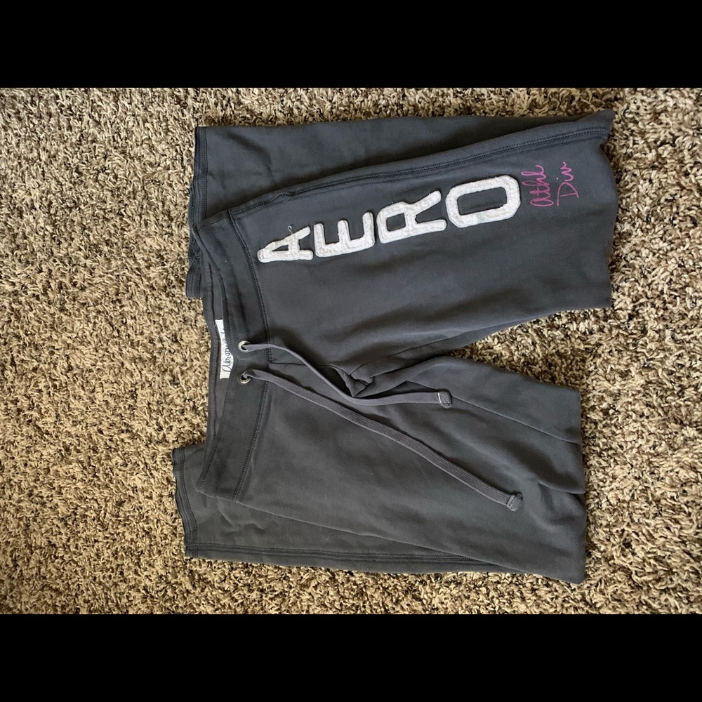 sweatpants